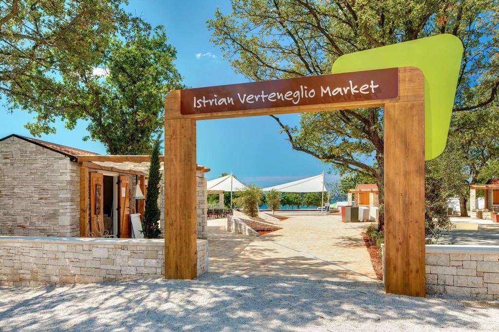 Happy Camp Mobile Homes In Camping Park Umag Karigador Exterior photo